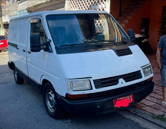 RENAULT TRAFIC 2.2 FURGÃO CHASSI CURTO 8V GASOLINA 4P MANUAL RENAULT TRAFIC 2.2 FURGÃO CHASSI CURTO 8V GASOLINA 4P MANUAL